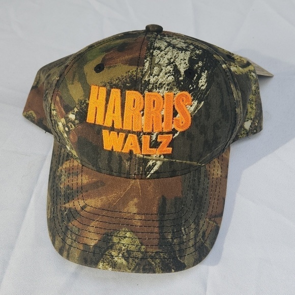 Other - Mossyoak Snap Back Cap